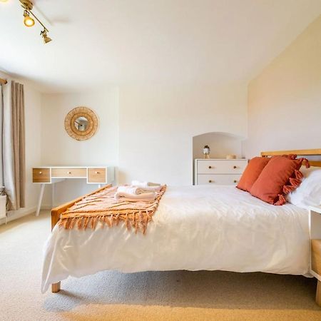 Abbey Farm Cottages 백톤 외부 사진