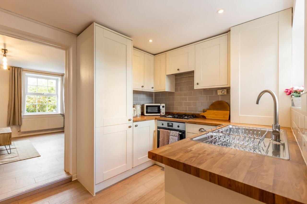 Abbey Farm Cottages 백톤 외부 사진