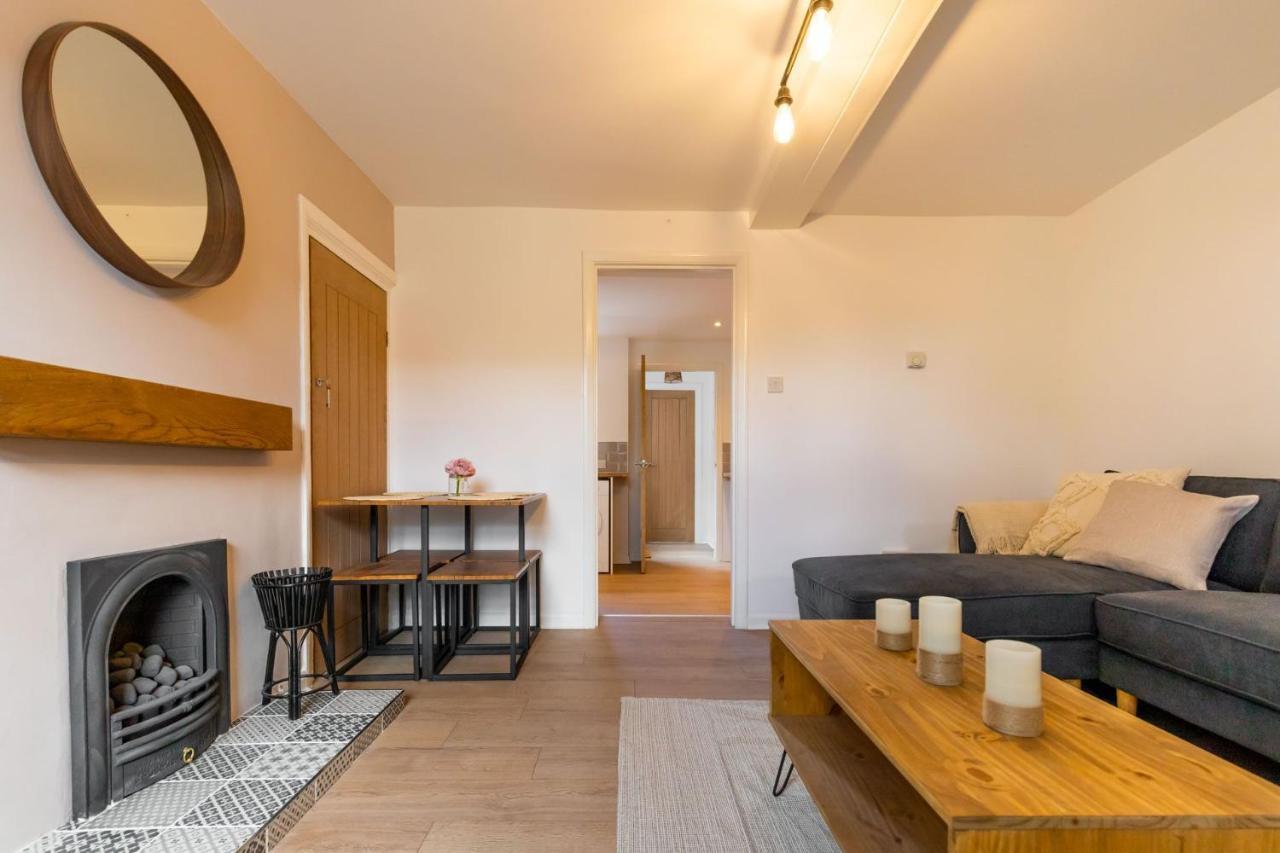 Abbey Farm Cottages 백톤 외부 사진